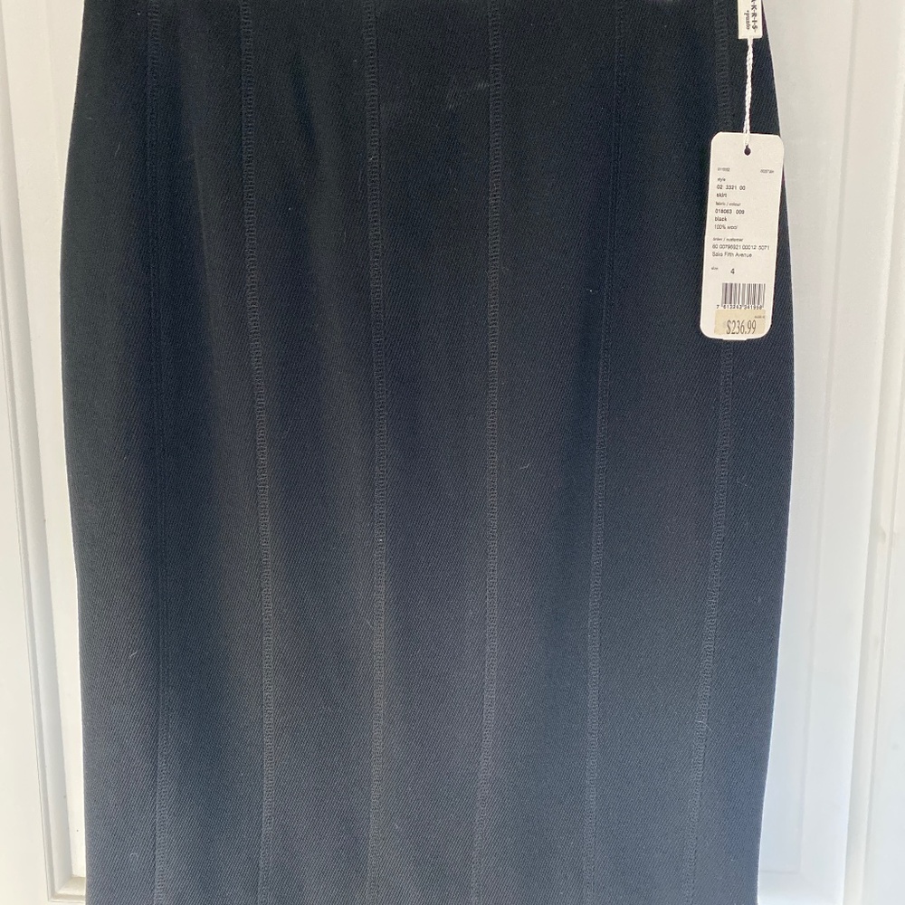 AKRIS.punto black skirt